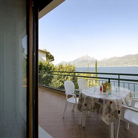 Apt.1 In With Pool Castelletto Di Brenzone