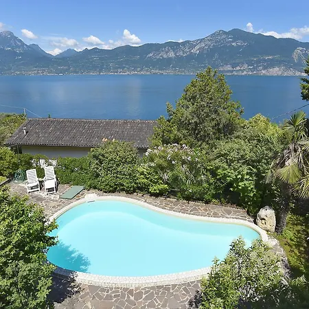 Apartment Apt.1 In With Pool Castelletto Di Brenzone