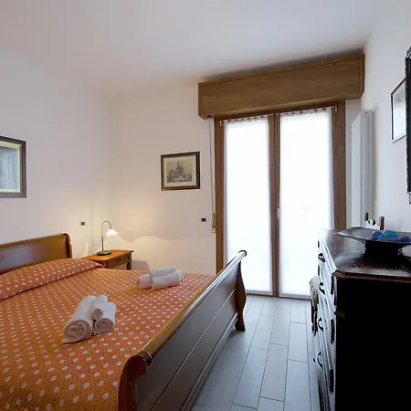 Apt.1 In With Pool Apartman Castelletto di Brenzone